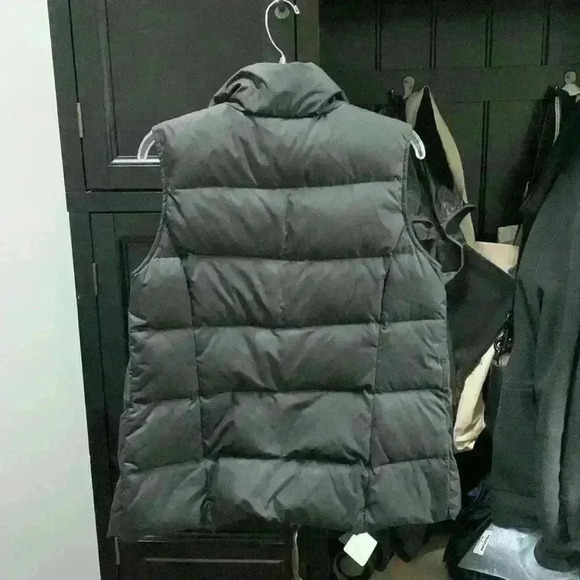 gap Vintage Black Woman’s Vest size M - Picture 3 of 7